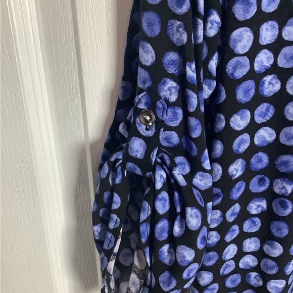 Marie Claire Boutiques 3/4 button up blouse - Picture 4 of 10